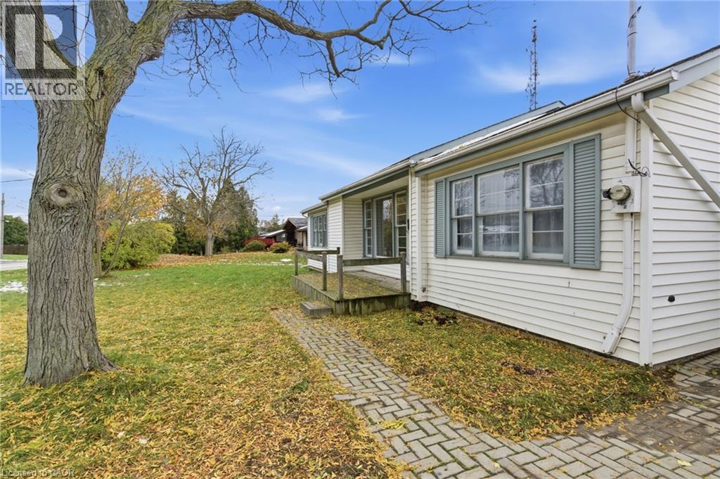 68 Atkinson Boulevard, Dundas, Ontario  L9H 7A7 - Photo 4 - 40768391