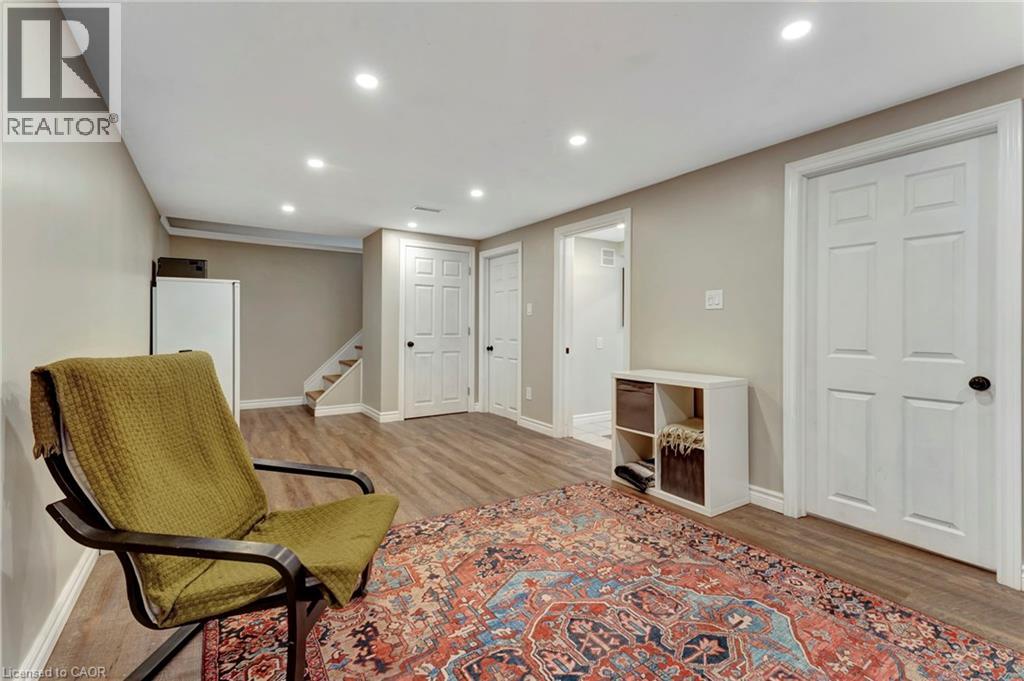 8 Grenoble Road, Hamilton, Ontario  L9C 6K6 - Photo 25 - 40787918