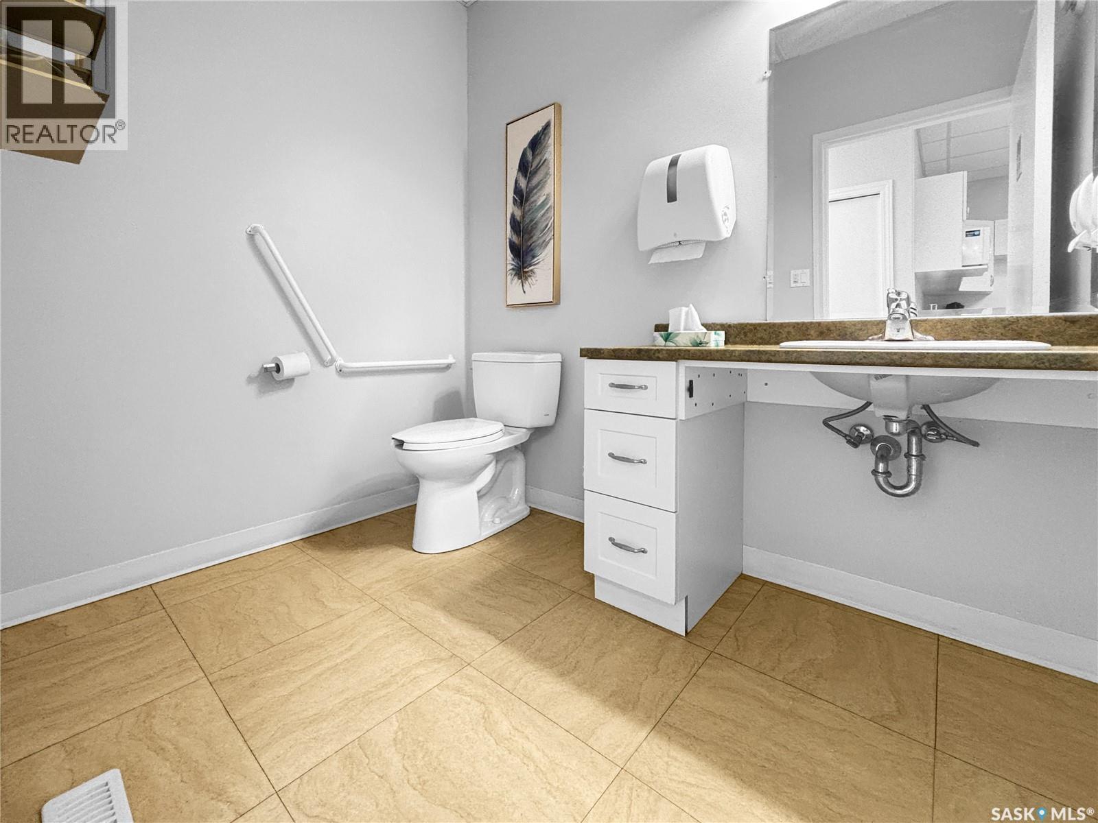 205 1st Avenue W, St. Walburg, Saskatchewan  S0M 2T0 - Photo 13 - SK025648