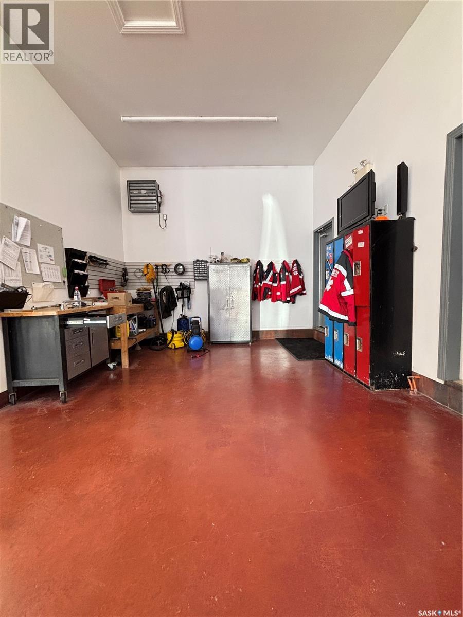 205 1st Avenue W, St. Walburg, Saskatchewan  S0M 2T0 - Photo 25 - SK025648