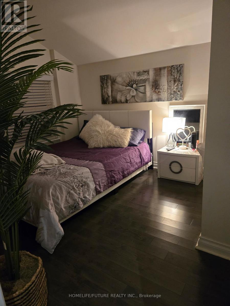 518 Bellamy Road N, Toronto, Ontario  M1H 1G3 - Photo 3 - E12632890