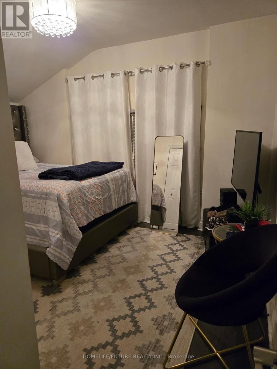 518 Bellamy Road N, Toronto, Ontario  M1H 1G3 - Photo 9 - E12632890