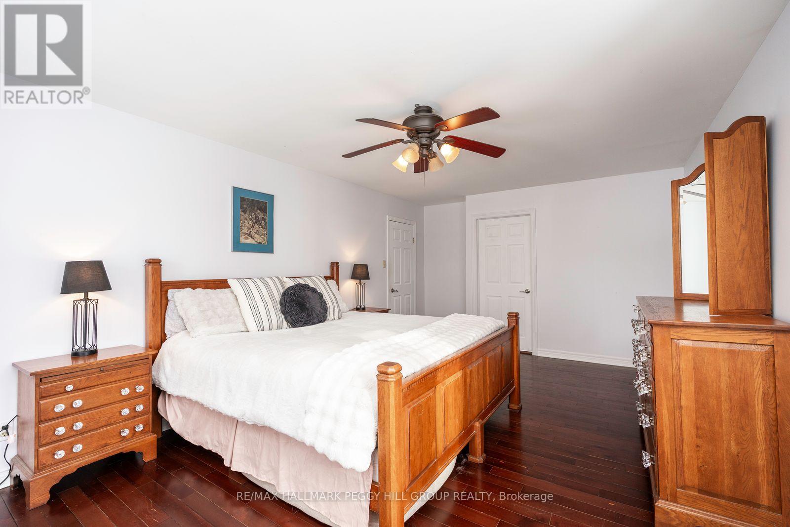 63 Idlewood Drive, Springwater, Ontario  L9X 0P5 - Photo 10 - S12634534