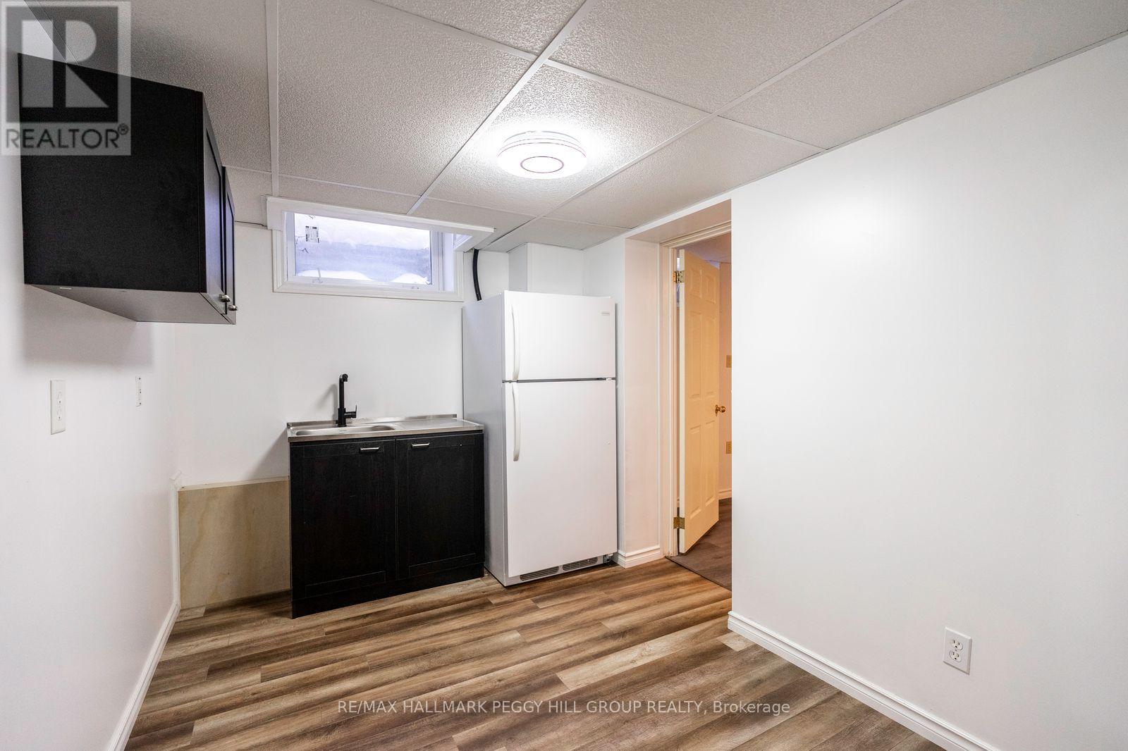 63 Idlewood Drive, Springwater, Ontario  L9X 0P5 - Photo 22 - S12634534