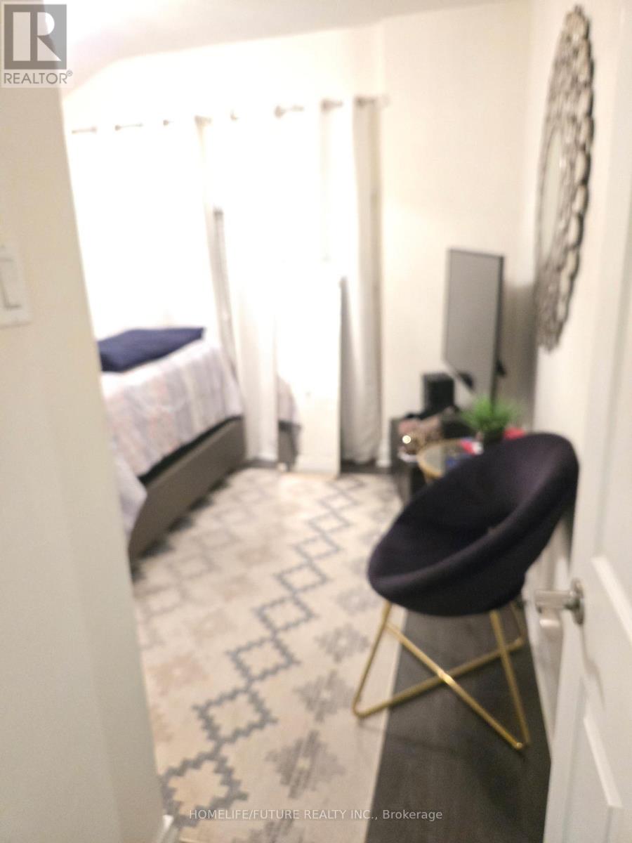 518 Bellamy Road N, Toronto, Ontario  M1H 1G3 - Photo 2 - E12632890