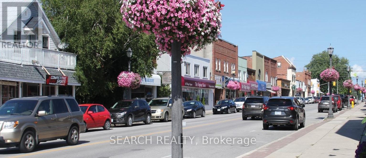 60 YONGE STREET N, Springwater, Ontario