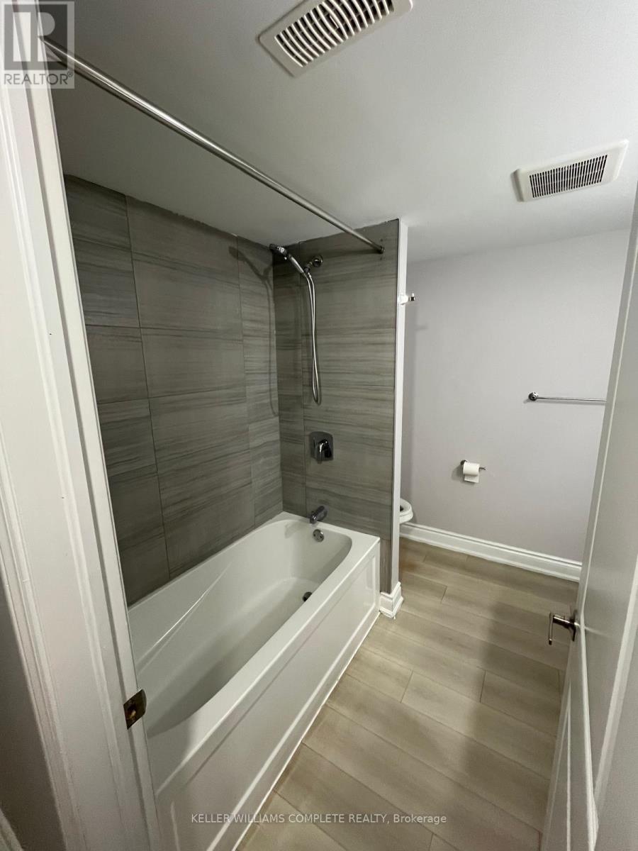 Lower - 15 Camille Court, Hamilton, Ontario  L8T 2C8 - Photo 11 - X12542650