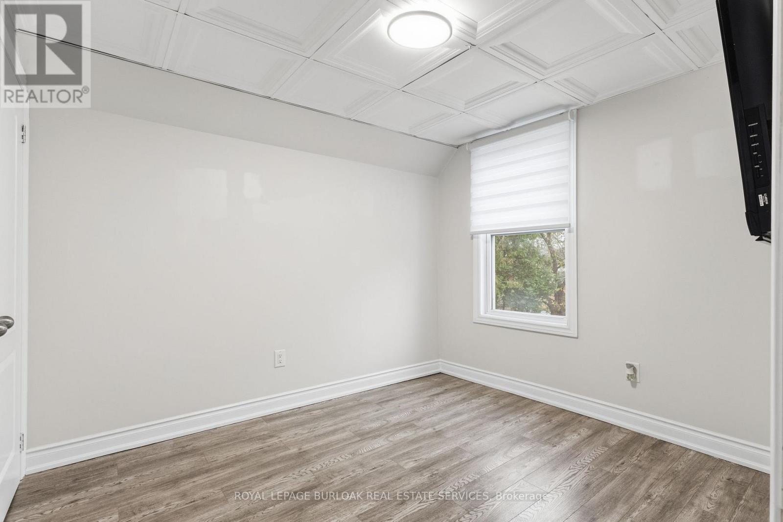 71 Glendale Avenue N, Hamilton, Ontario  L8L 7J6 - Photo 18 - X12556010