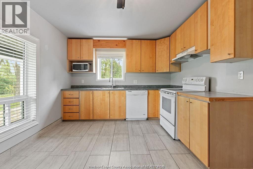 2900 Front Road, Lasalle, Ontario N9J 2N9 - Photo 11 - 25031693