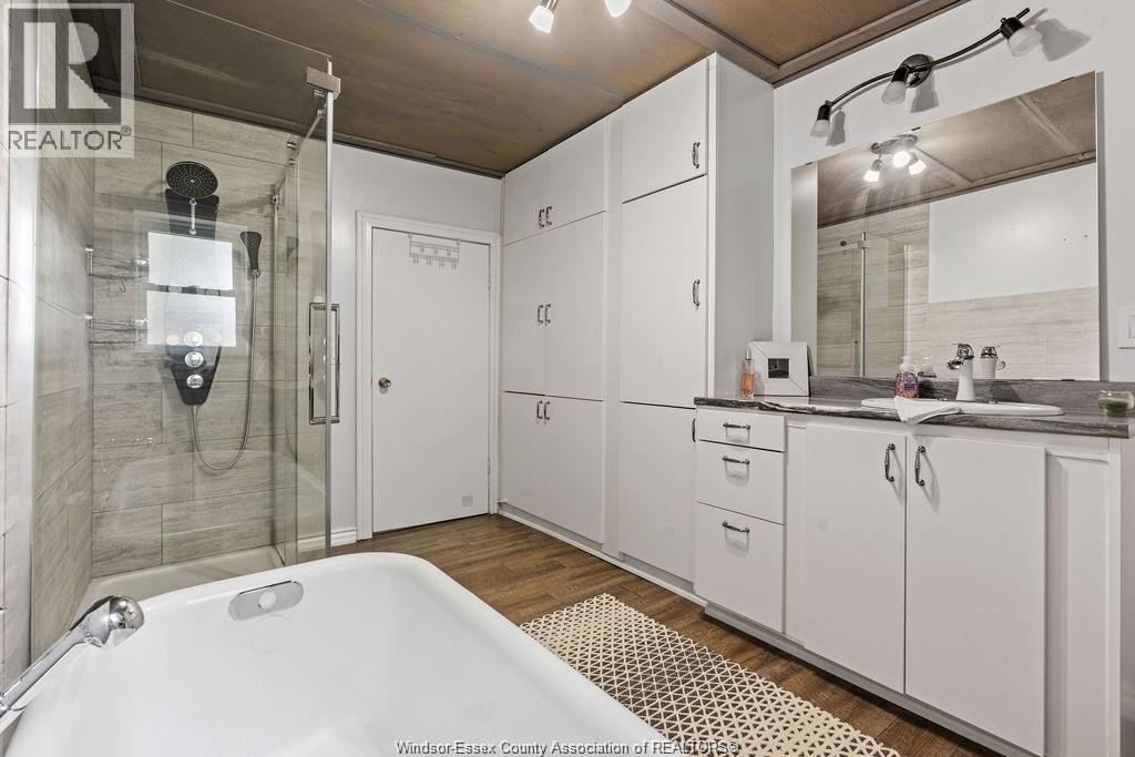 2900 Front Road, Lasalle, Ontario N9J 2N9 - Photo 9 - 25031693