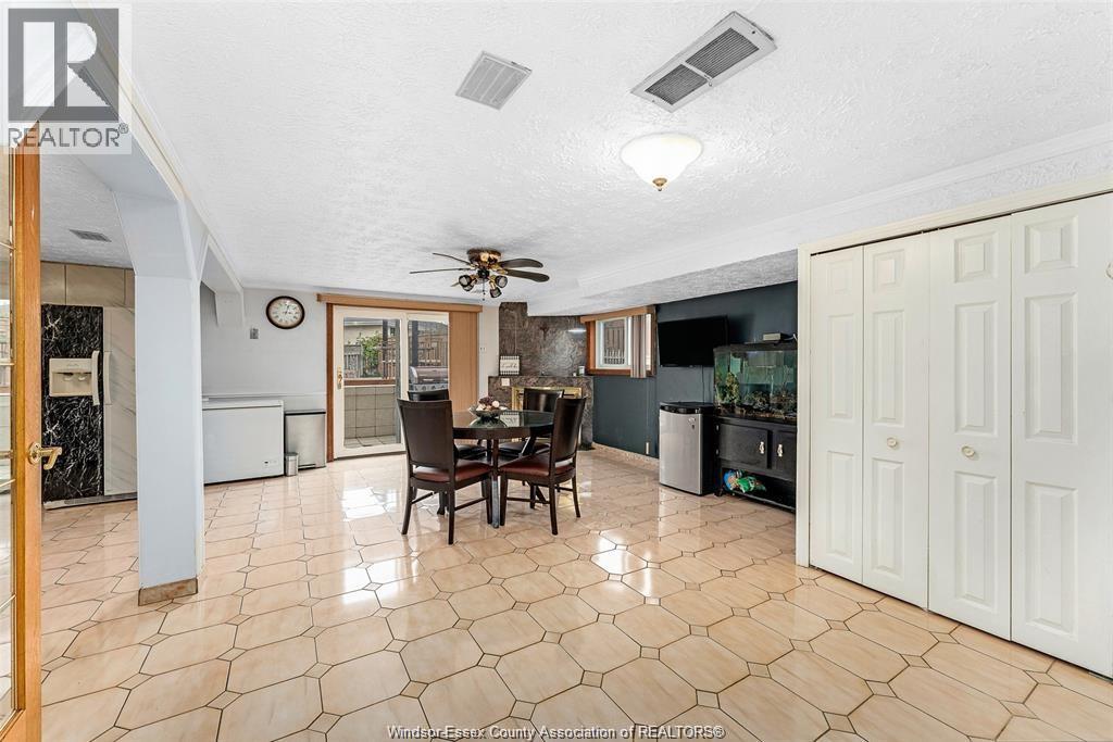 10615 Keating Crescent, Windsor, Ontario N8R 1T6 - Photo 11 - 25031671