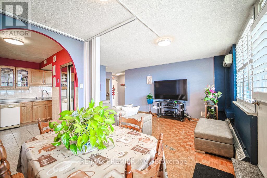 511 - 3460 Keele Street, Toronto, Ontario M3J 1L9 - Photo 2 - W12634548