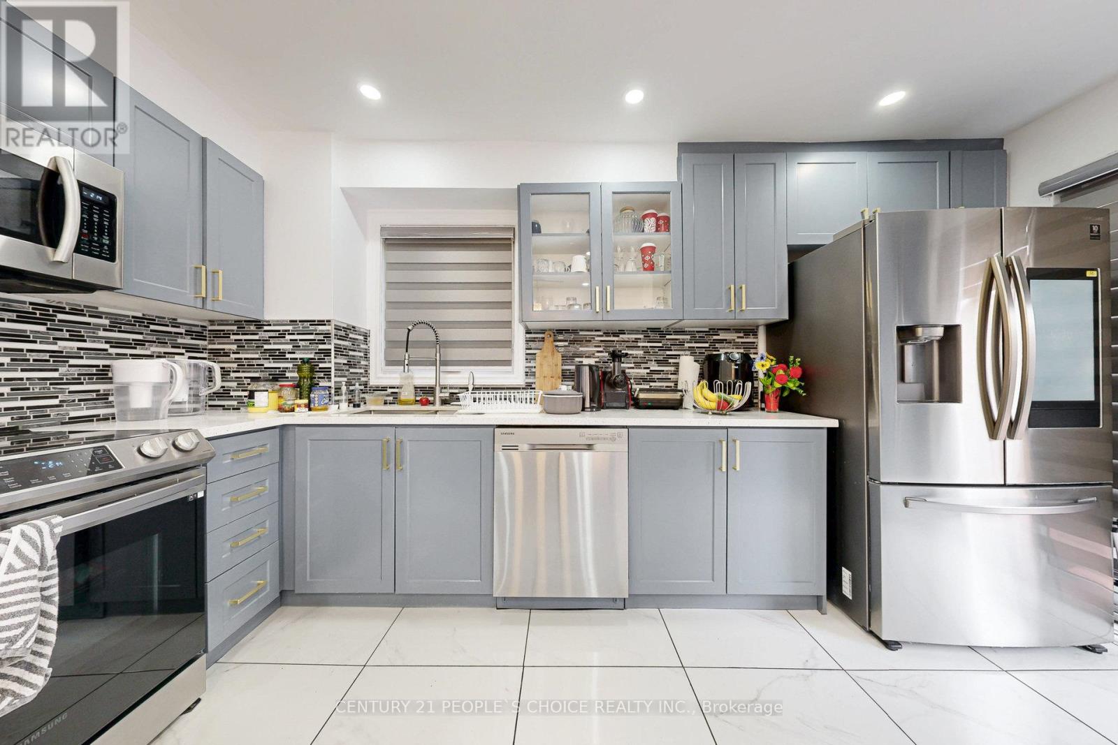 31 Dorking Drive, Brampton, Ontario  L6Z 3T9 - Photo 14 - W12634588