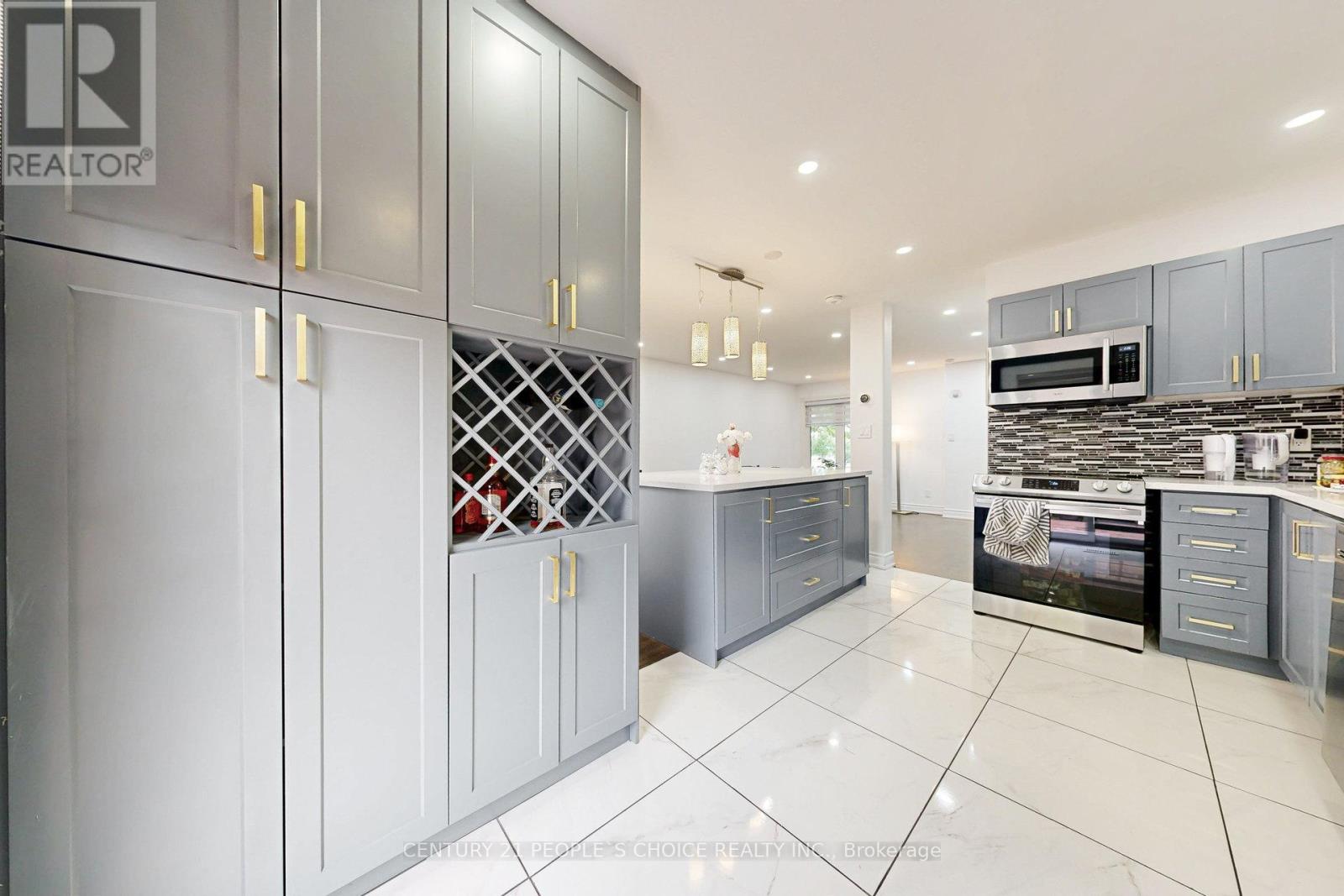 31 Dorking Drive, Brampton, Ontario  L6Z 3T9 - Photo 17 - W12634588