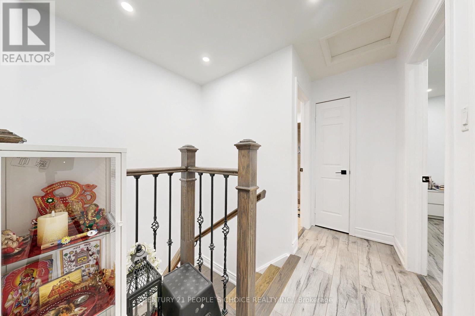 31 Dorking Drive, Brampton, Ontario  L6Z 3T9 - Photo 19 - W12634588