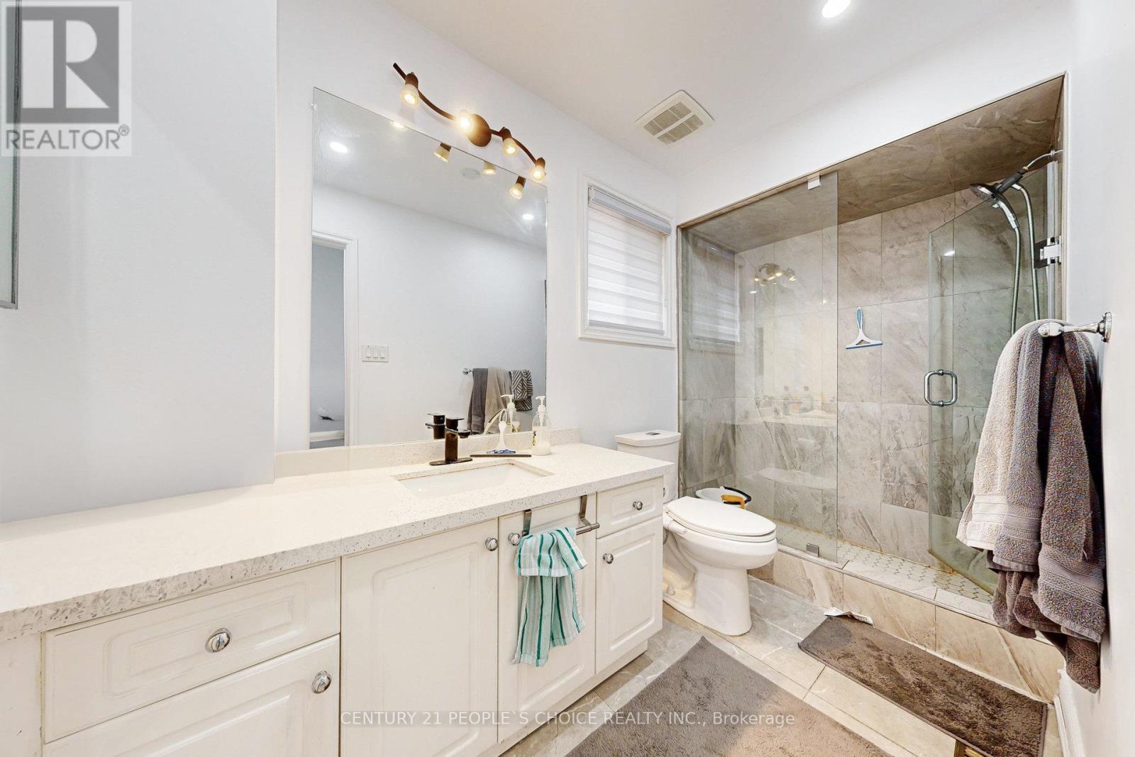 31 Dorking Drive, Brampton, Ontario  L6Z 3T9 - Photo 21 - W12634588