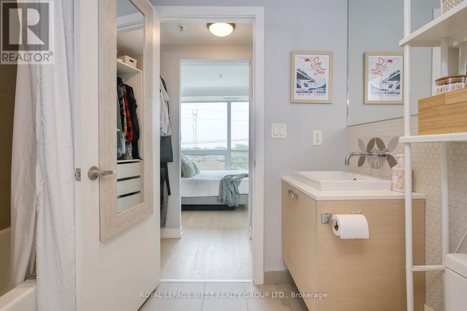 301 - 51 Lady Bank Road, Toronto, Ontario M8Z 0C9 - Photo 27 - W12634606