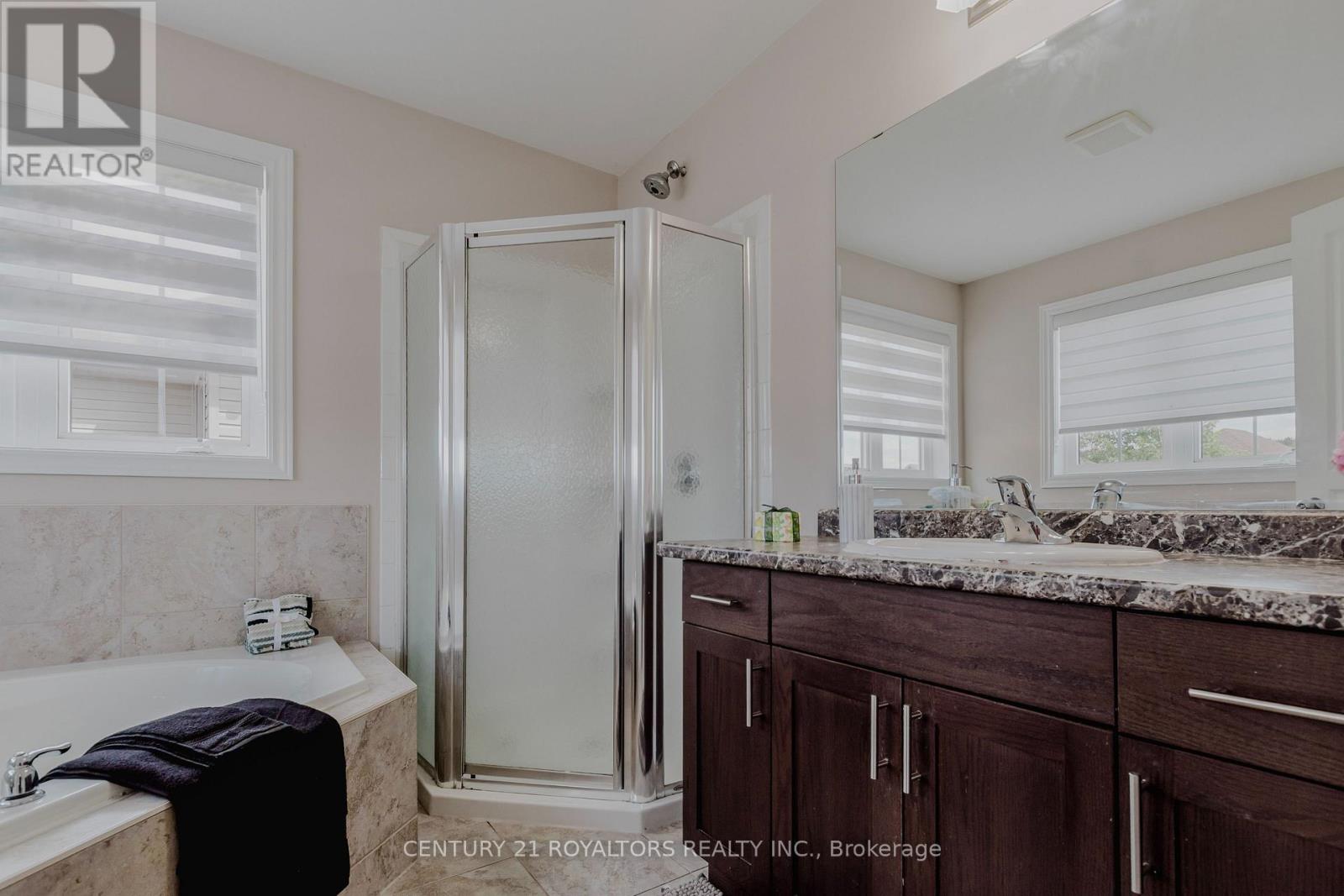 Upper - 1308 Lawson Road, London North, Ontario  N6G 0G8 - Photo 11 - X12634516