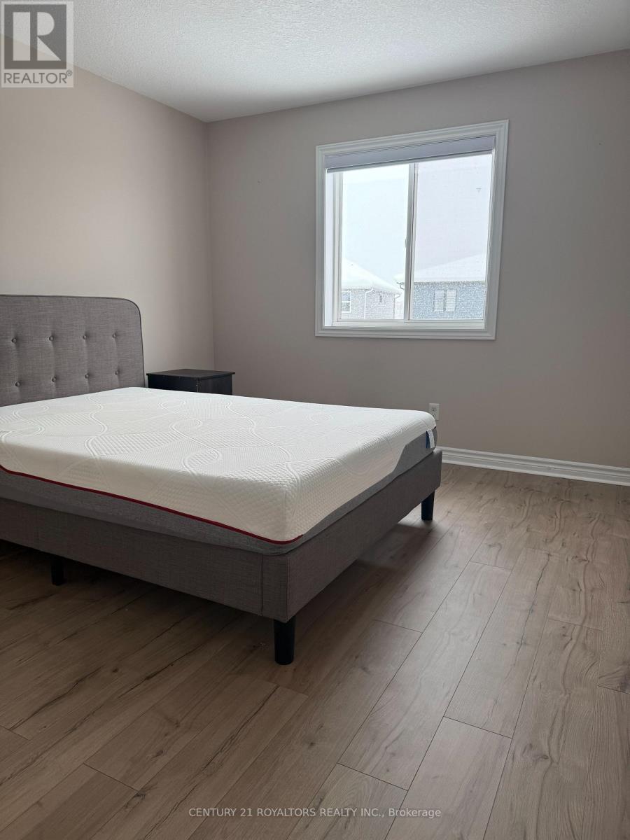 Upper - 1308 Lawson Road, London North, Ontario  N6G 0G8 - Photo 12 - X12634516