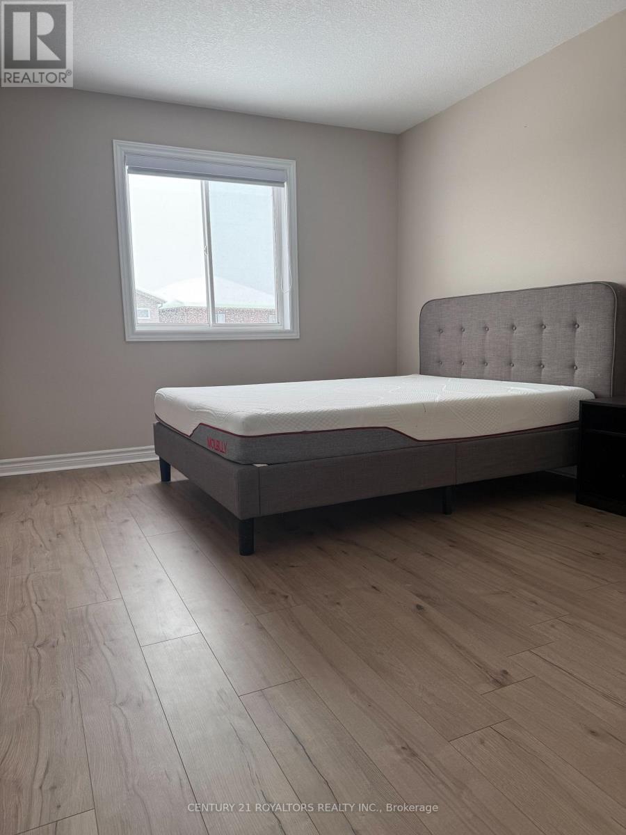 Upper - 1308 Lawson Road, London North, Ontario  N6G 0G8 - Photo 13 - X12634516