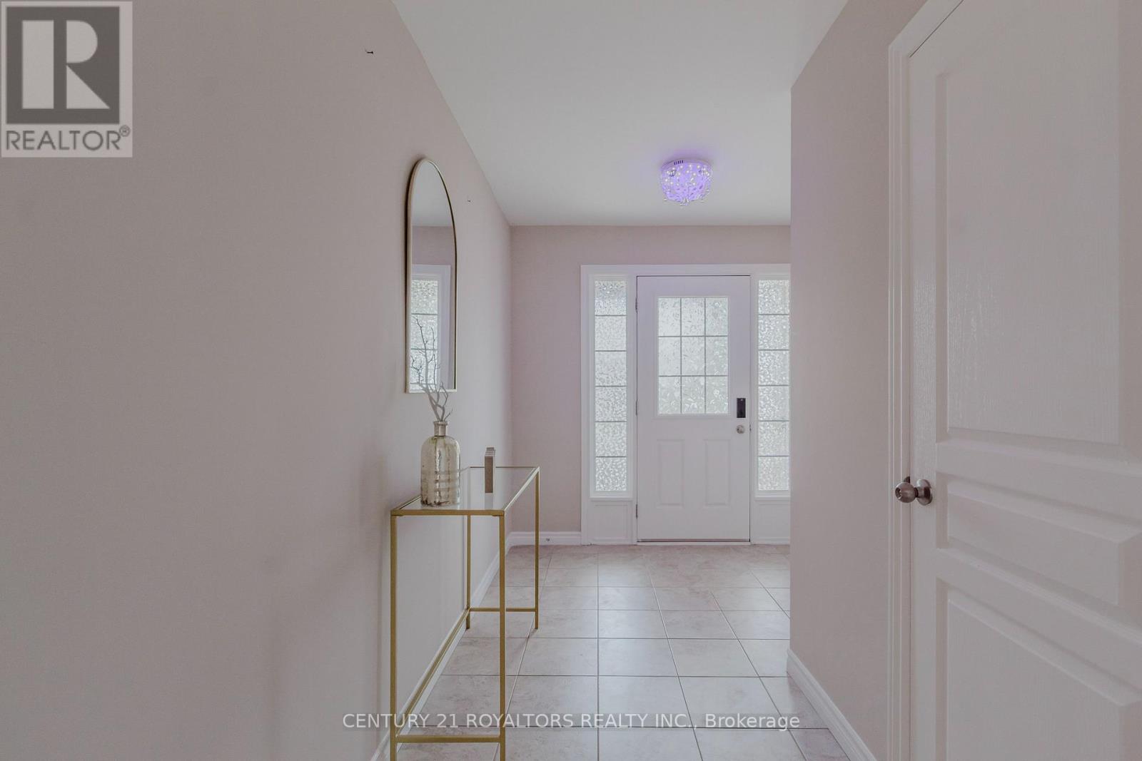 Upper - 1308 Lawson Road, London North, Ontario  N6G 0G8 - Photo 3 - X12634516