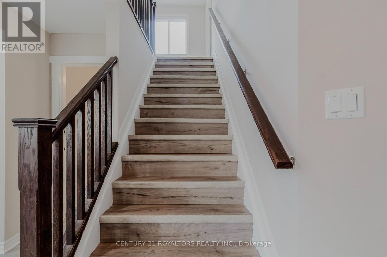 Upper - 1308 Lawson Road, London North, Ontario  N6G 0G8 - Photo 7 - X12634516