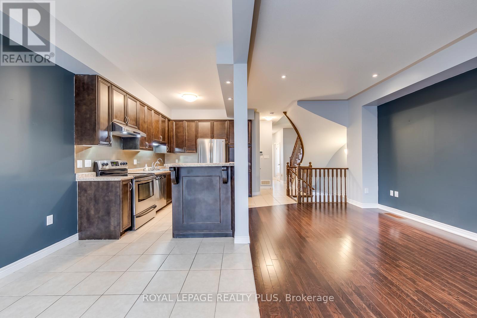 14 Marina Point Crescent, Hamilton, Ontario  L6E 0E5 - Photo 18 - X12634552