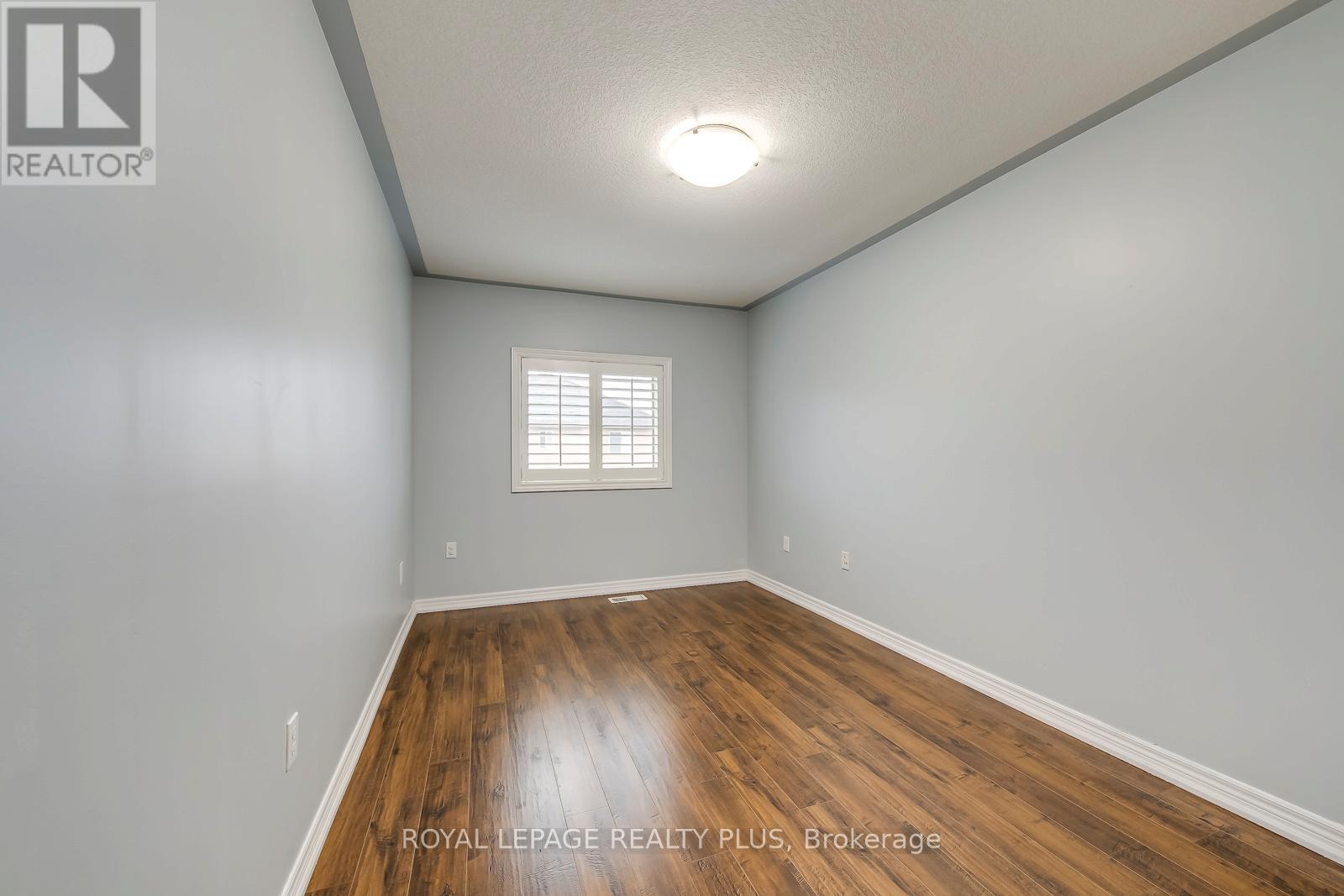 14 Marina Point Crescent, Hamilton, Ontario  L6E 0E5 - Photo 29 - X12634552