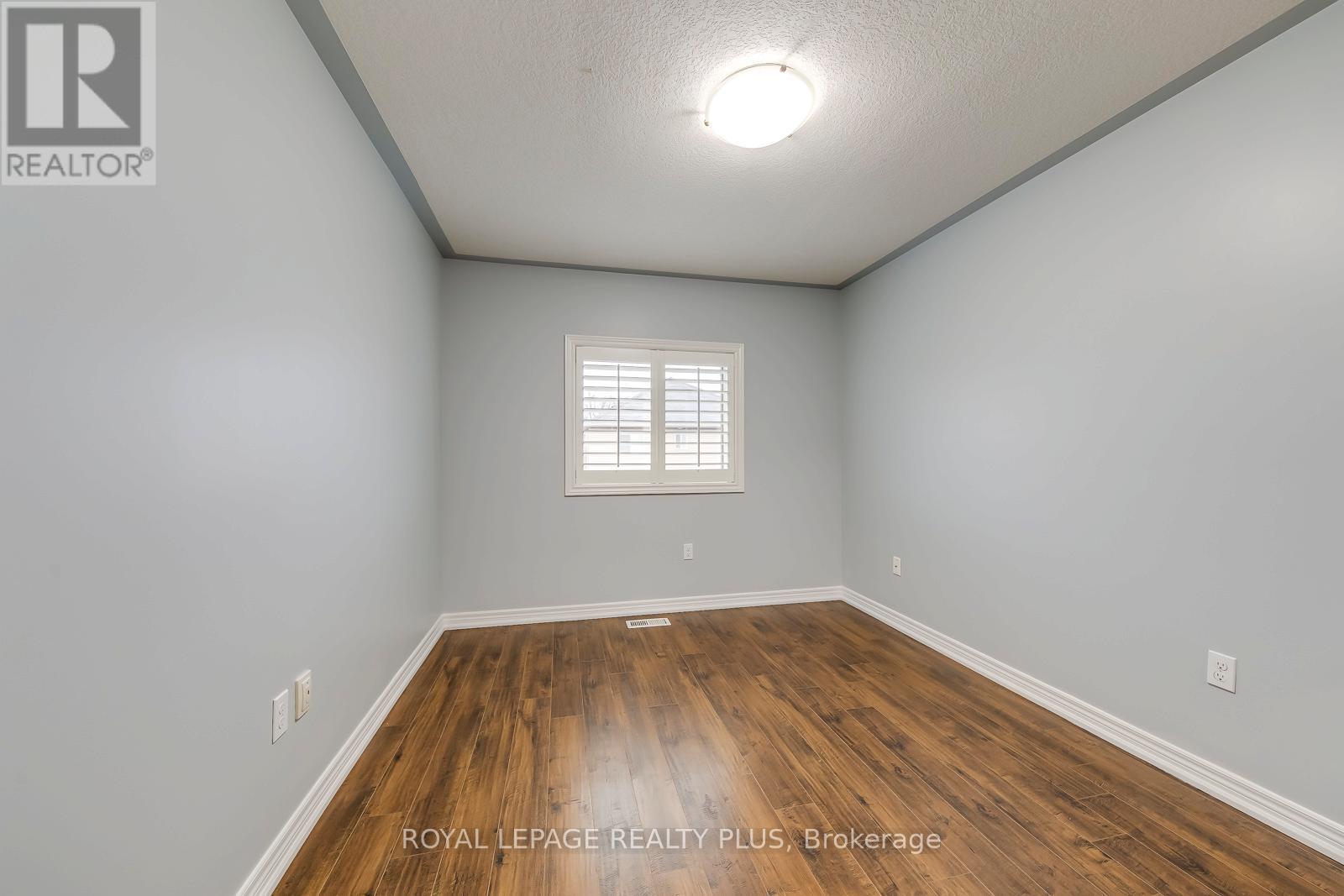 14 Marina Point Crescent, Hamilton, Ontario  L6E 0E5 - Photo 33 - X12634552