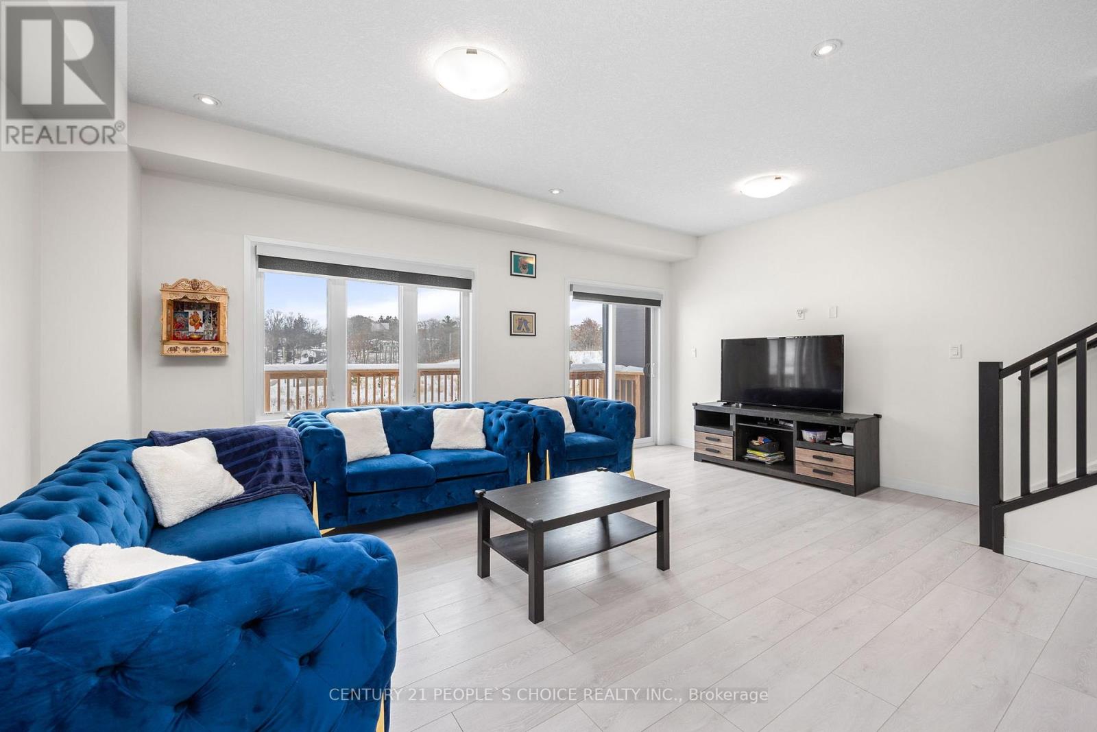 9 Queensbrook Crescent, Cambridge, Ontario  N1S 0E5 - Photo 13 - X12634594