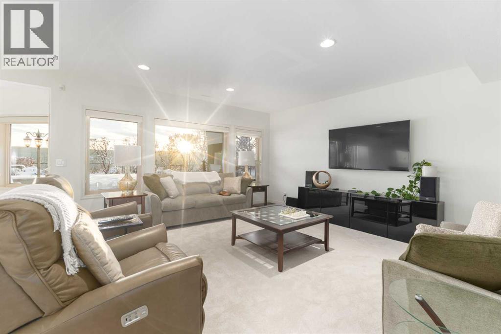 33 Discovery Rise Sw, Calgary, Alberta  T3H 4N6 - Photo 45 - A2272910