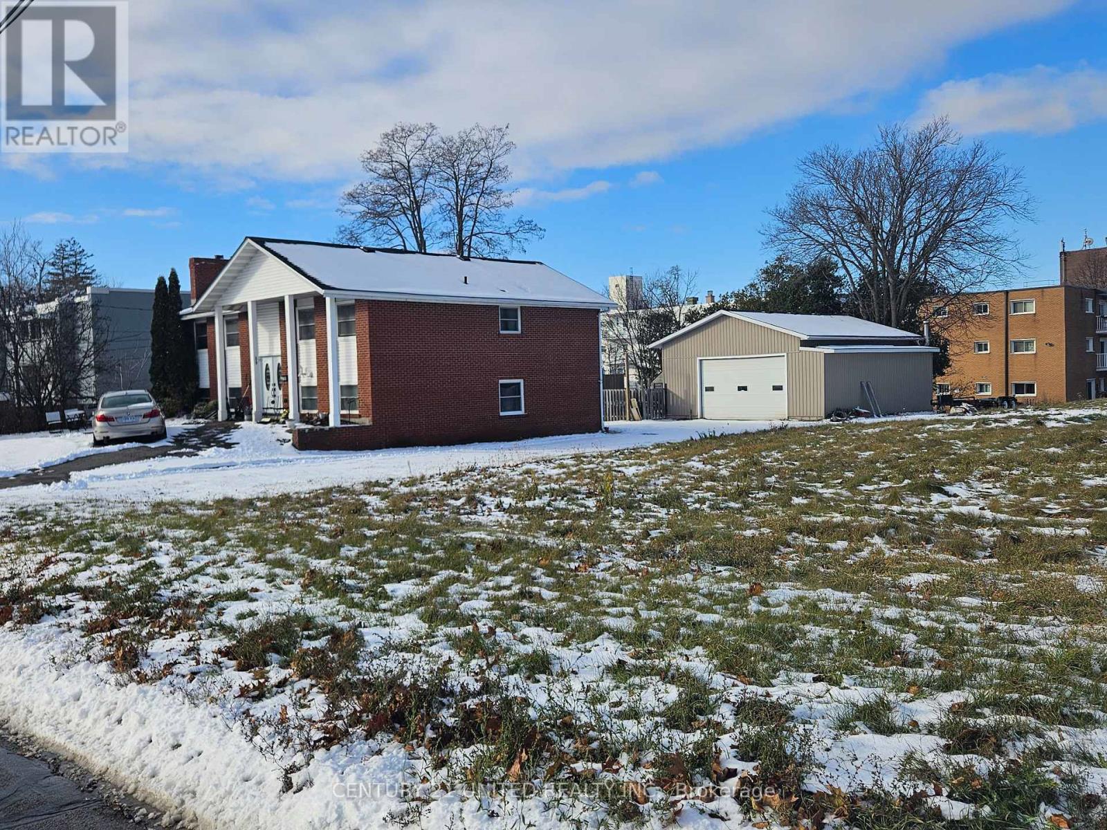 232 Queen Street, Cobourg, Ontario K9A 1N5 - Photo 1 - X12634614