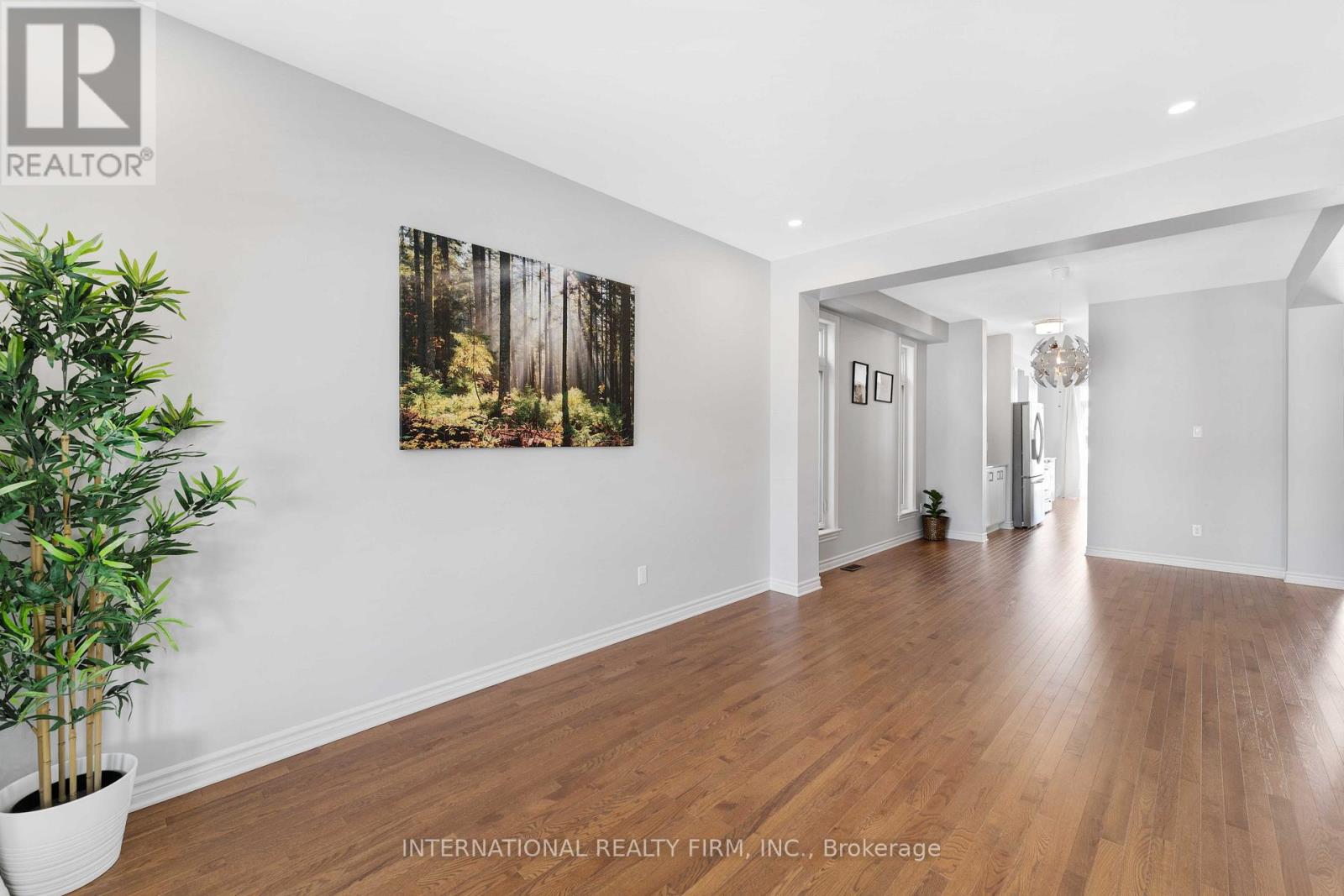 696 Moonflower Crescent, Ottawa, Ontario  K1T 0X8 - Photo 5 - X12345850