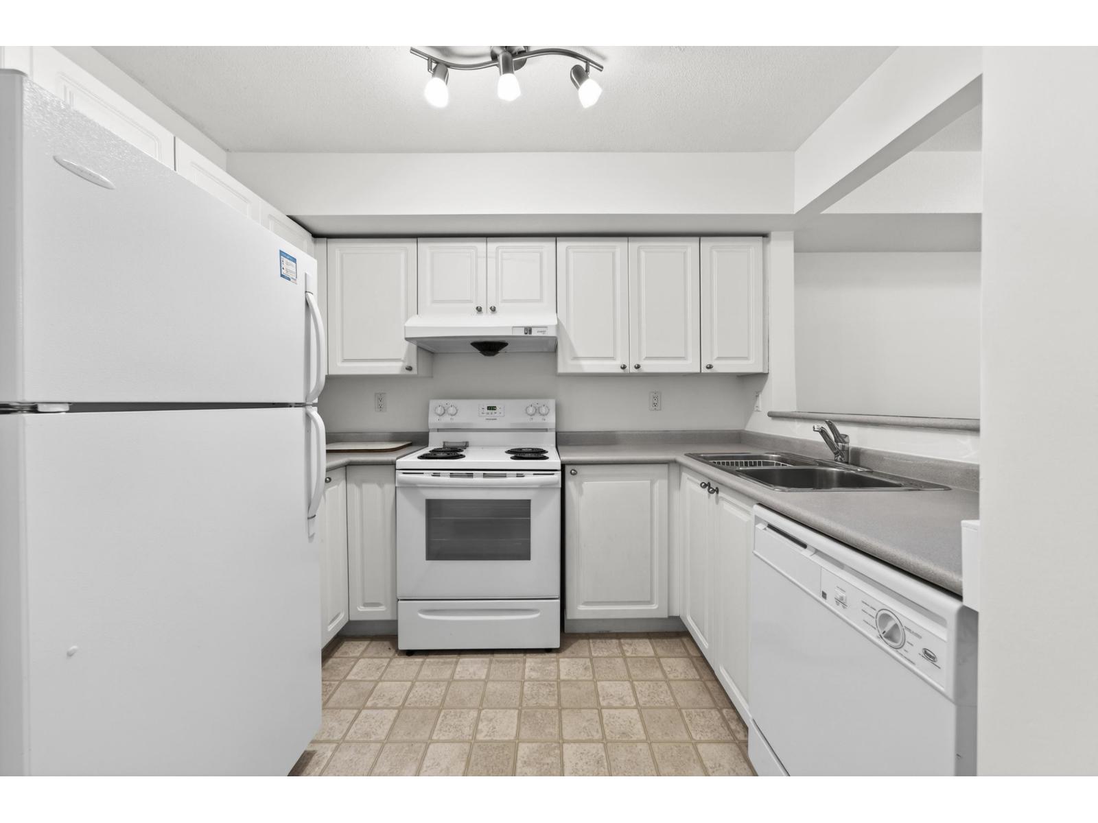 202 14355 103 Avenue, Surrey, British Columbia  V3T 5V5 - Photo 7 - R3073935