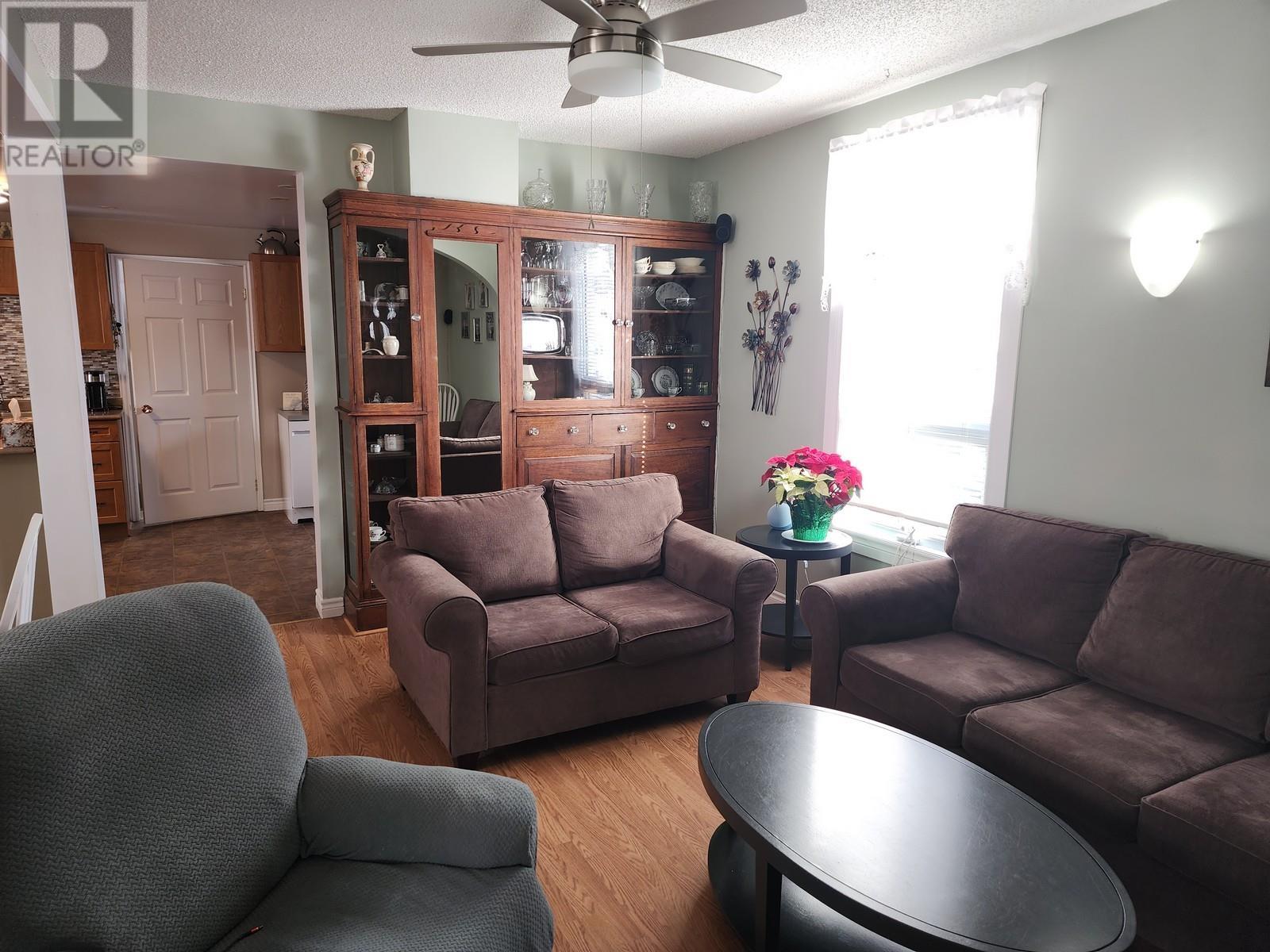 205 Ontario St, Schreiber, Ontario  P0T 2S0 - Photo 11 - TB253663