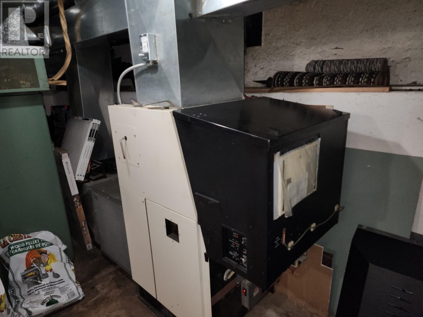 205 Ontario St, Schreiber, Ontario  P0T 2S0 - Photo 34 - TB253663