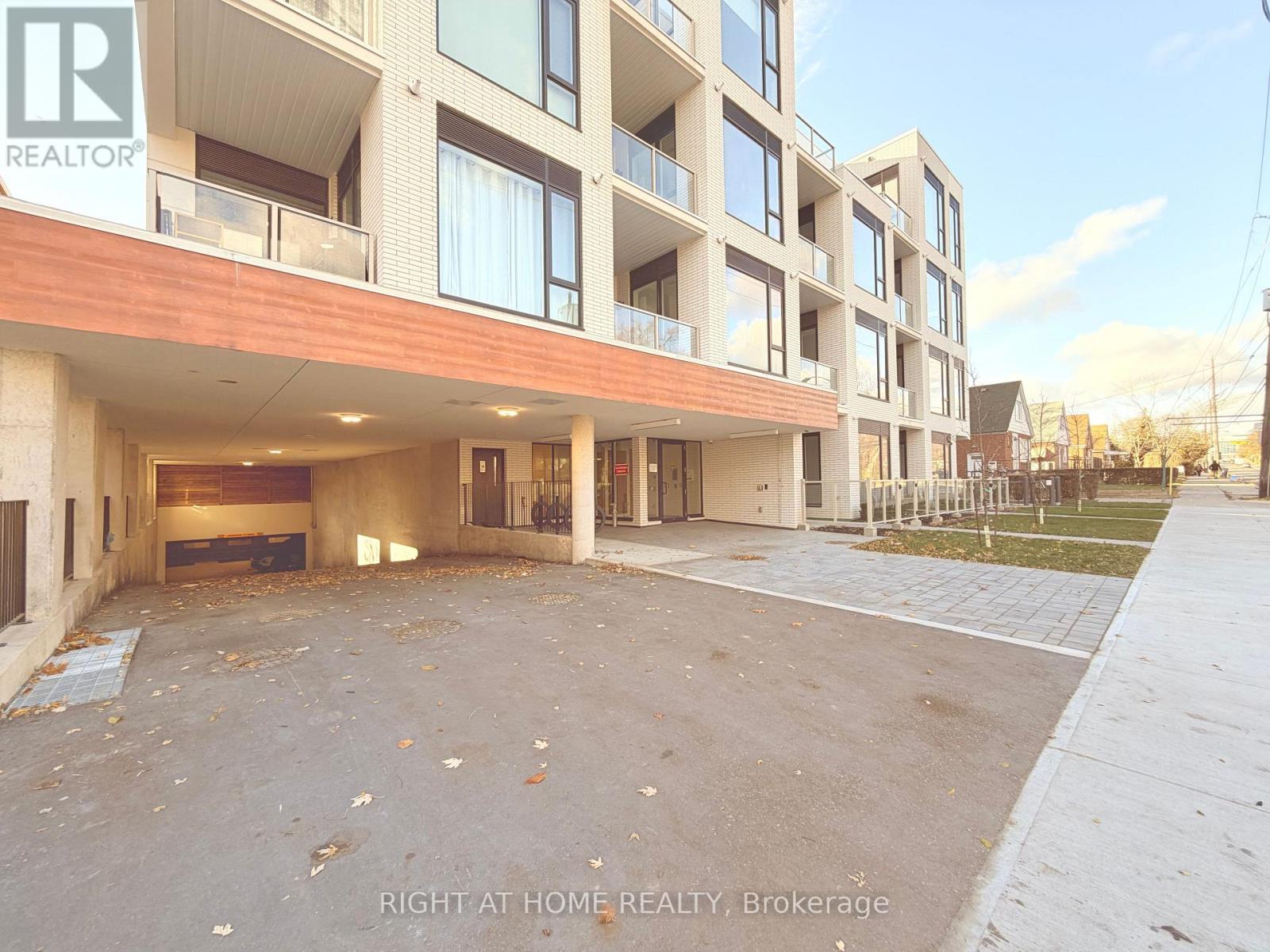 201 - 722 Marlee Avenue, Toronto, Ontario  M6B 3J7 - Photo 32 - W12586084