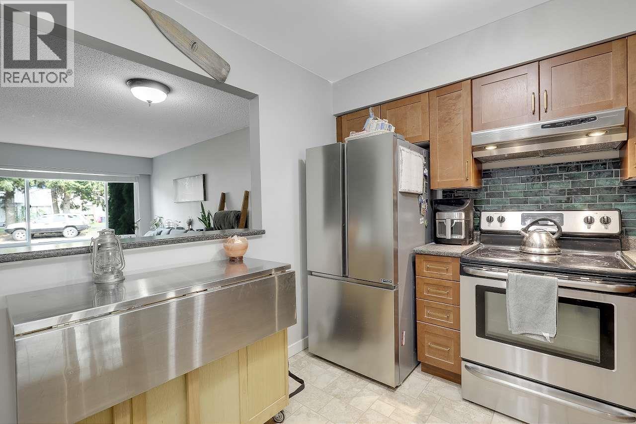 21536 Mayo Place, Maple Ridge, British Columbia  V2X 2K9 - Photo 12 - R3073898