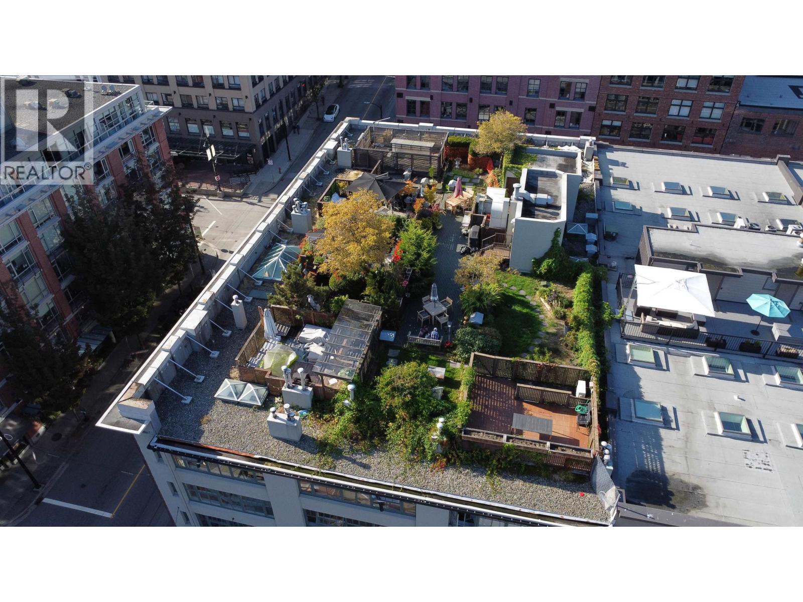 210 1178 Hamilton Street, Vancouver, British Columbia  V6B 2S2 - Photo 17 - R3073910