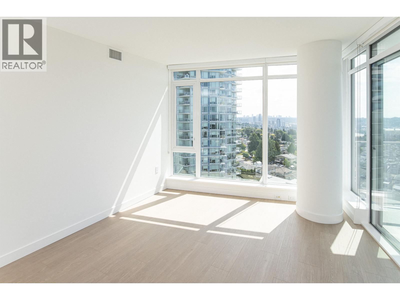 1306 7683 Park Crescent, Burnaby, British Columbia  V3N 0J3 - Photo 9 - R3073912