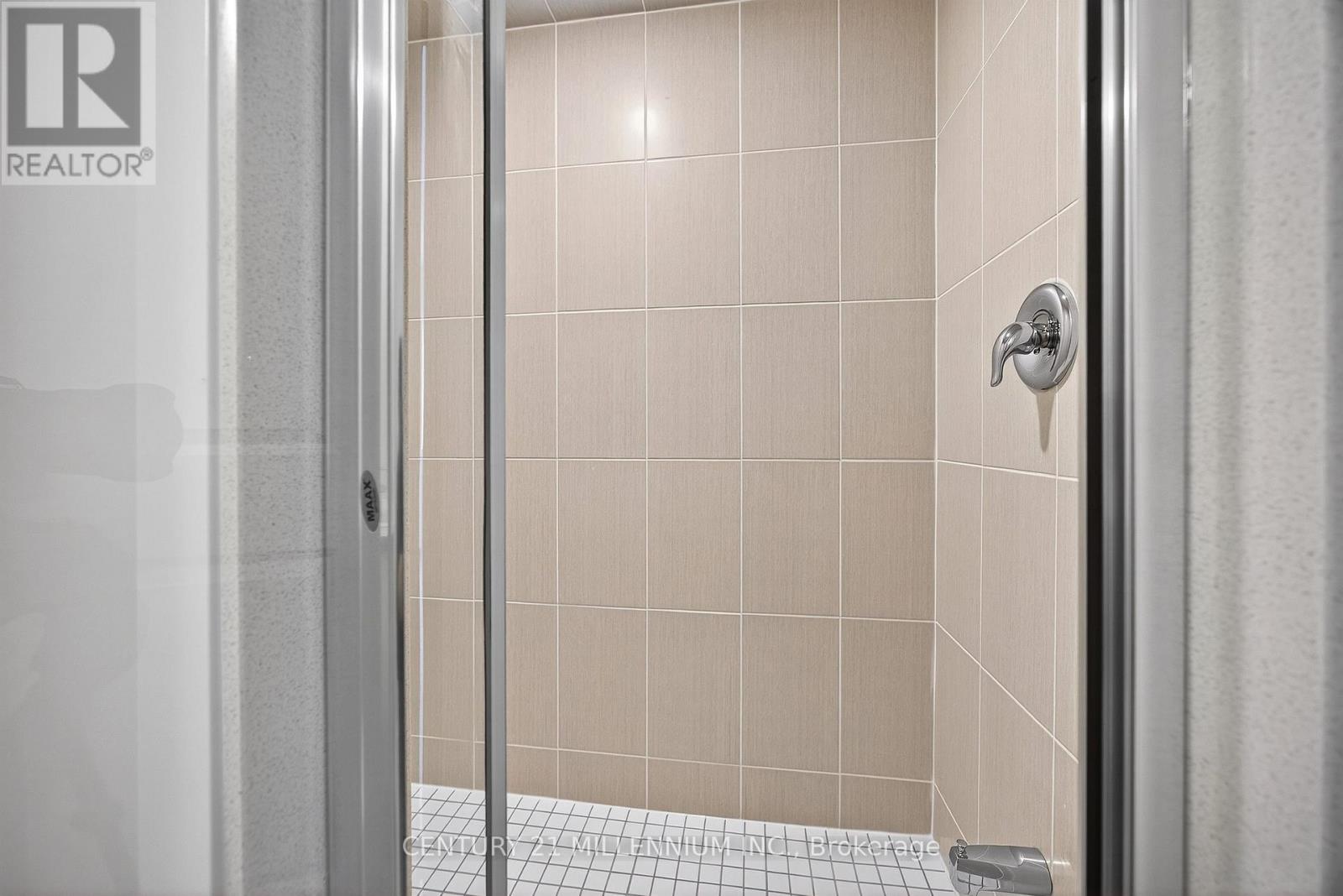 102 Walden Drive, Shelburne, Ontario L9V 3Y1 - Photo 8 - X12410673