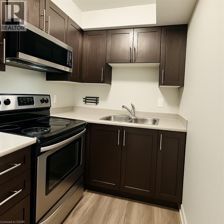 185 Windale Crescent Unit# 5a, Kitchener, Ontario  N2E 0G3 - Photo 4 - 40793795