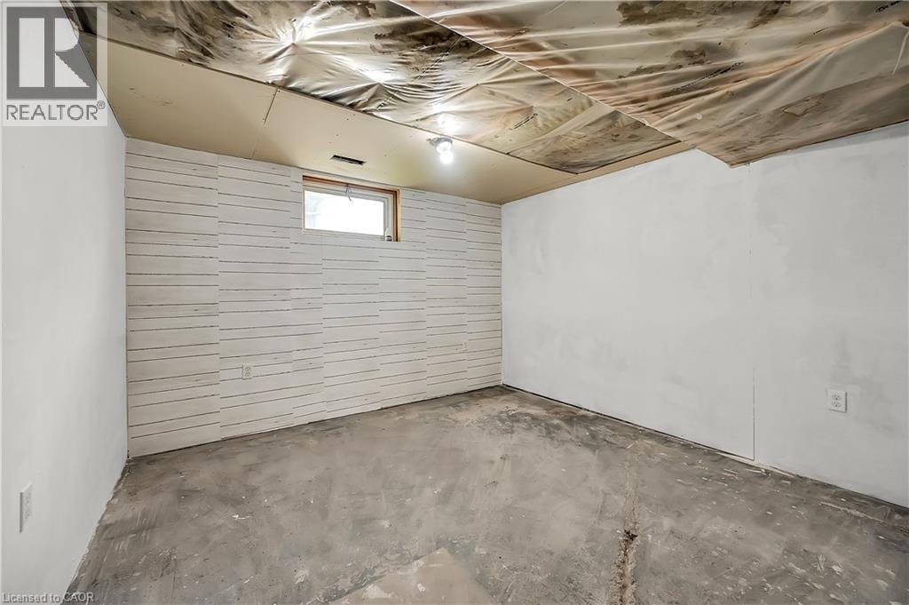 471 Geneva Street, St. Catharines, Ontario  L2N 2H4 - Photo 39 - 40750416