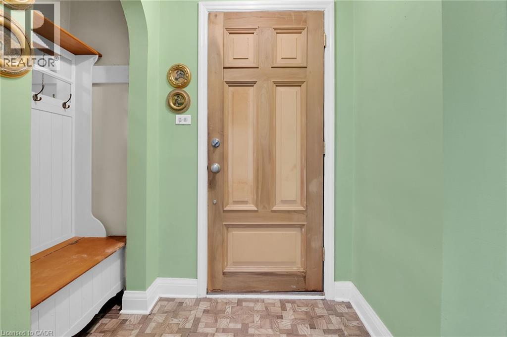 471 Geneva Street, St. Catharines, Ontario  L2N 2H4 - Photo 15 - 40750416