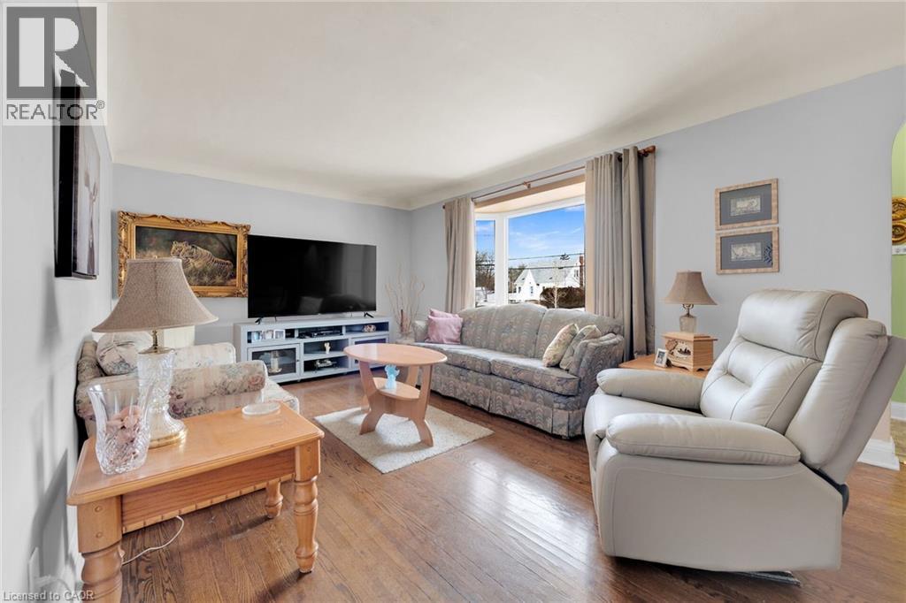 471 Geneva Street, St. Catharines, Ontario  L2N 2H4 - Photo 11 - 40750416