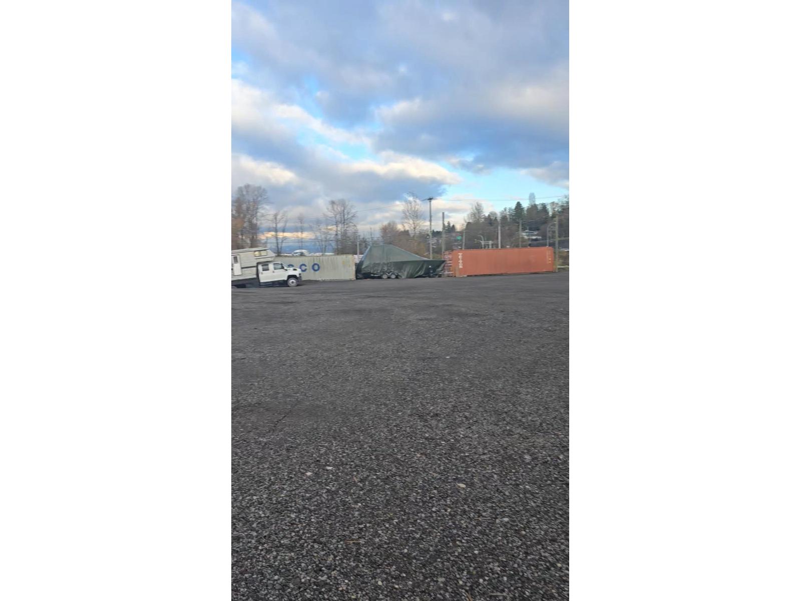 9561-9563 & 9569 Gunderson Road, Surrey, British Columbia  V4C 4R9 - Photo 4 - C8074541