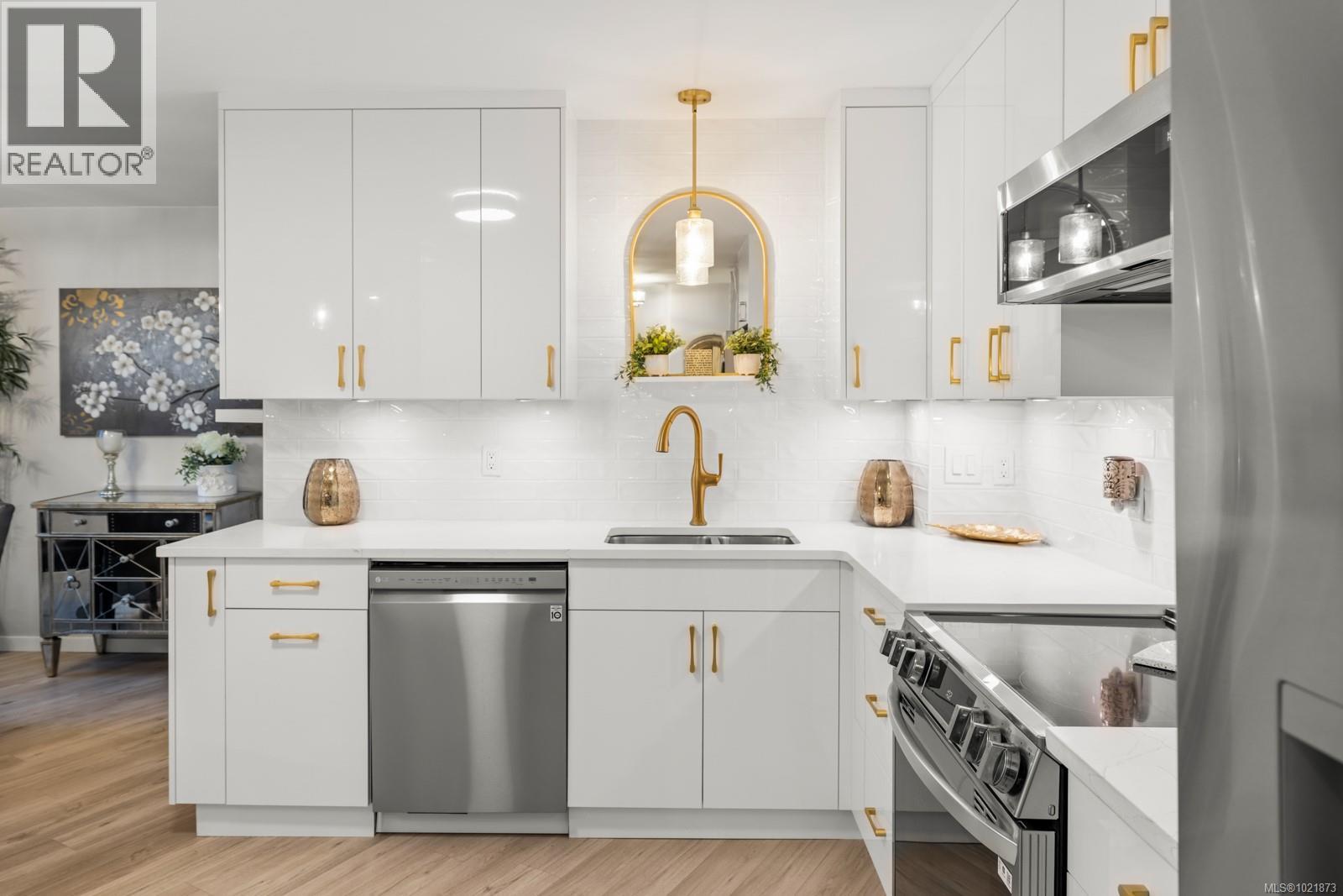 107 225 Belleville St, Victoria, British Columbia V8V 4T9 - Photo 11 - 1021873