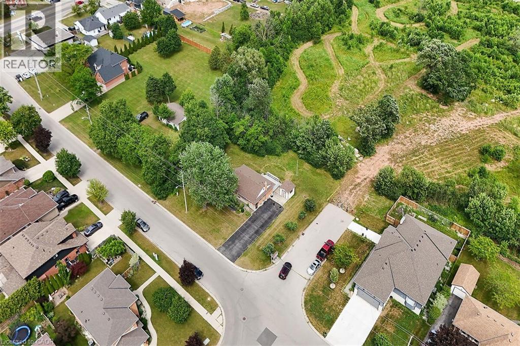 220 Winona Road, Stoney Creek, Ontario  L8E 5K4 - Photo 35 - 40773538