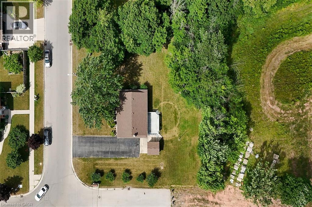 220 Winona Road, Stoney Creek, Ontario  L8E 5K4 - Photo 6 - 40773538