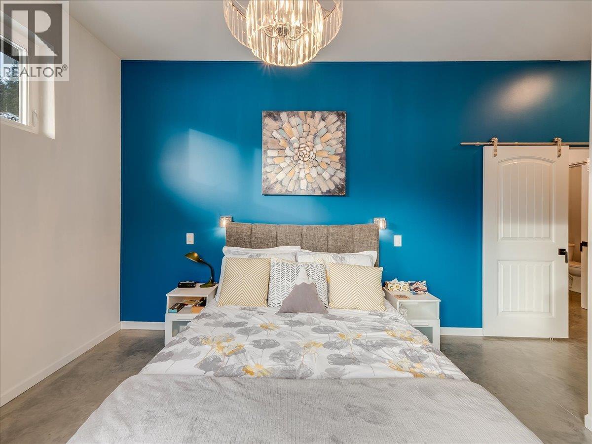 941 Redstone Drive, Rossland, British Columbia  V0G 1Y0 - Photo 30 - 10371133